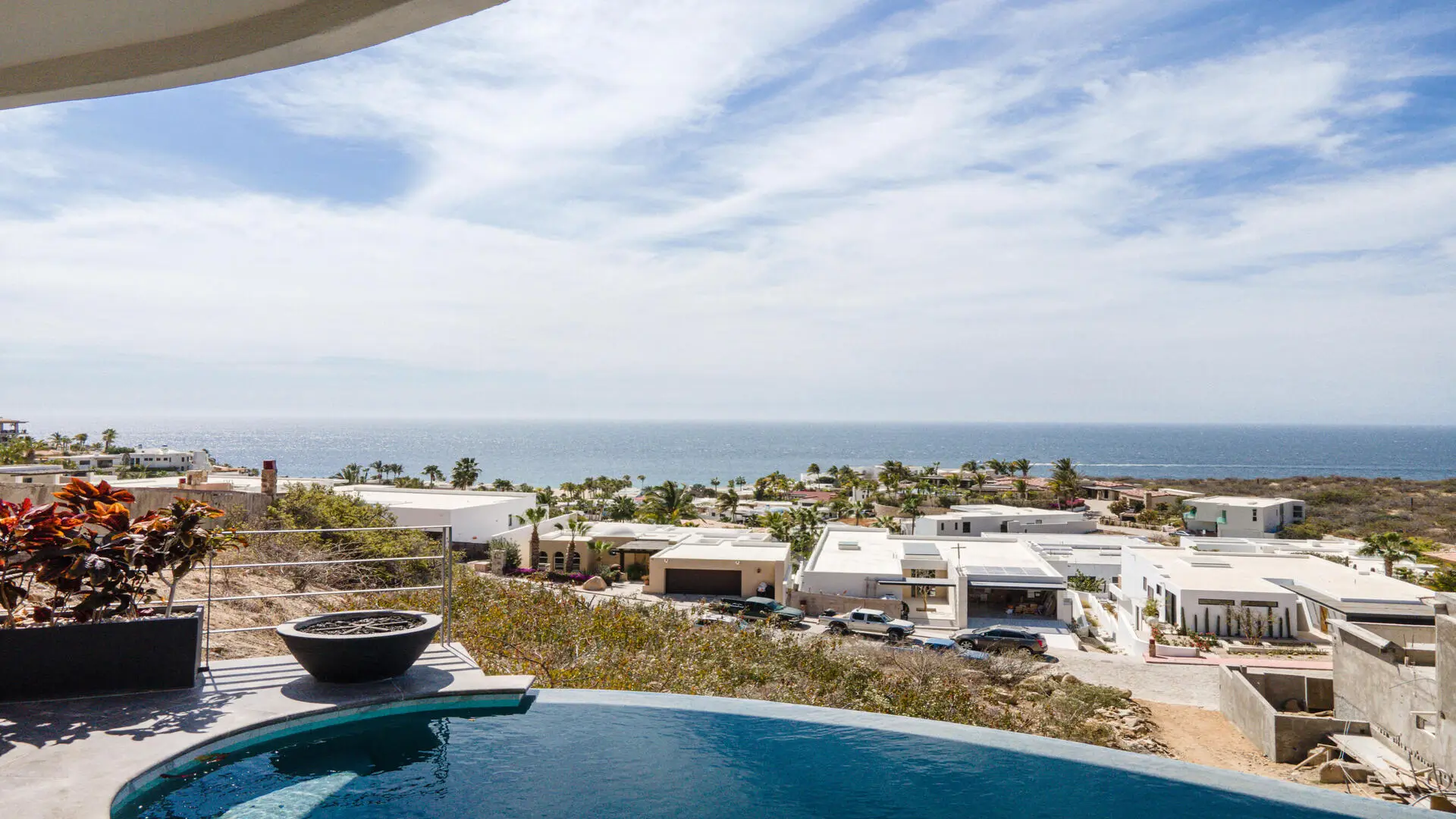 Exclusive Estates in Pedregal for Sale 