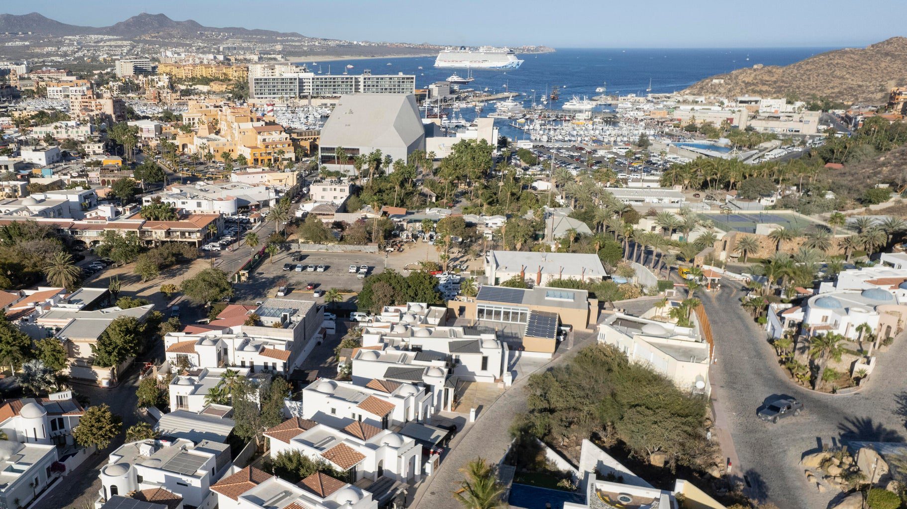 Luxury Estates Villas in Pedregal