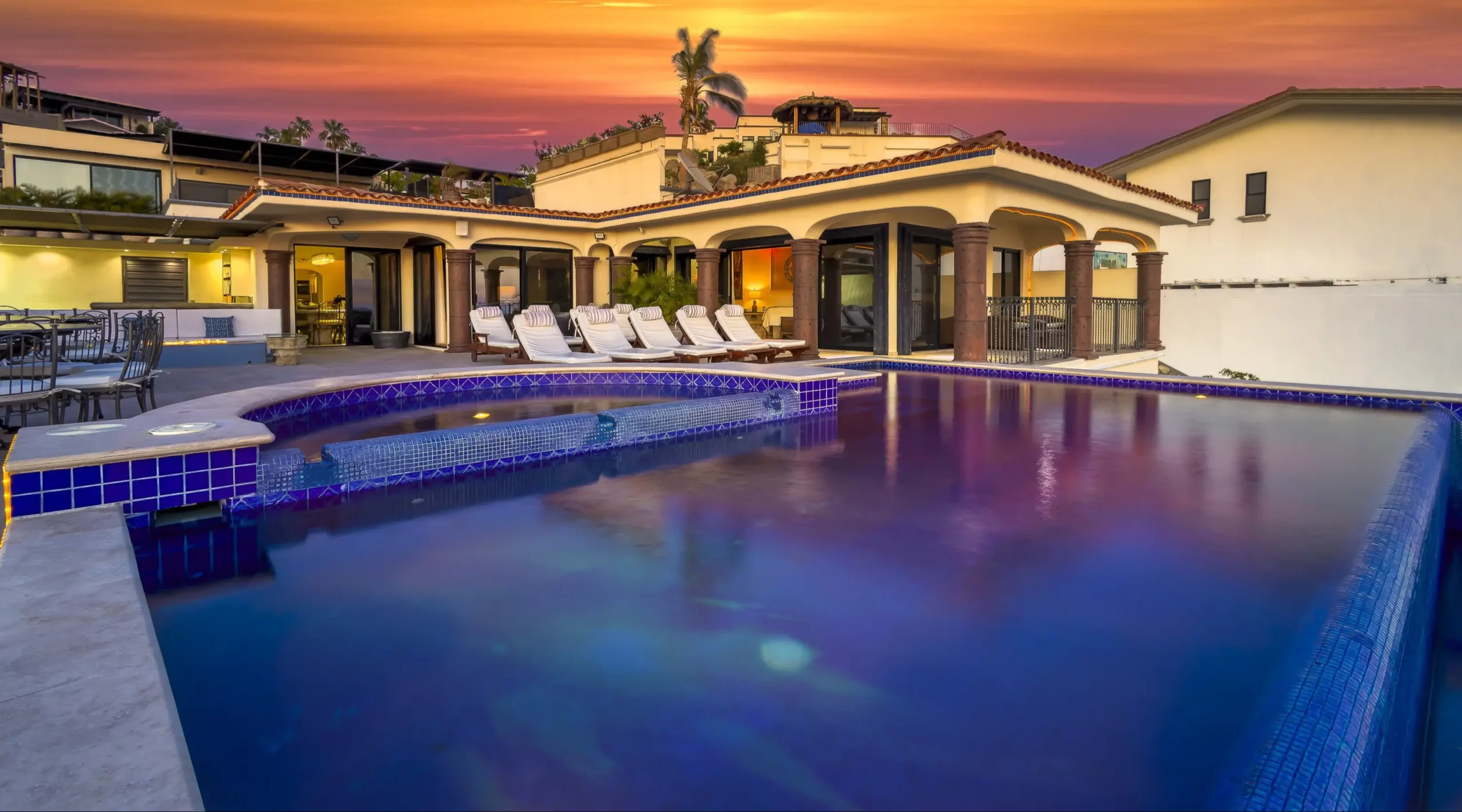 Estate Compounds in Pedregal Ocean Views 