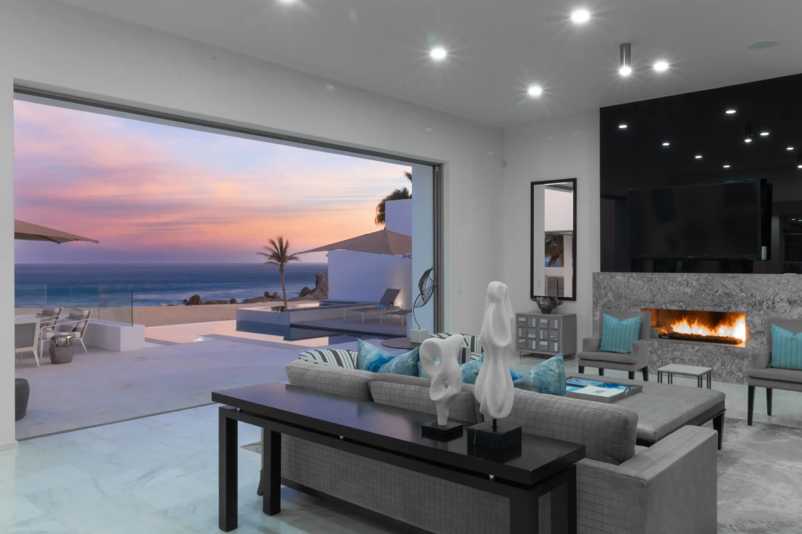 Exclusive Houses in Pedregal Real Estate For Sale