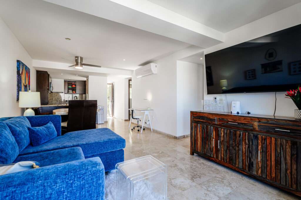 Pedregal Pedregal Experience an exclusive lifestyle in this luxurious, exquisitely furnished condominium, where every detail has been designed for comfort and distinction. Its expansive terrace overlooking the pool offers breathtaking ocean – Calle Del Conejo, Cabo San Lucas, BS