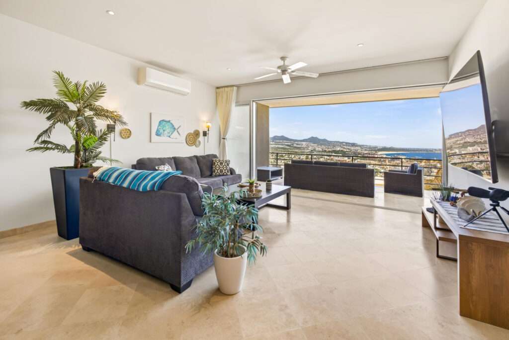 Pedregal Cascadas Turnkey 2-bedroom, 2-bath condominium with stunning Medano bay for sale