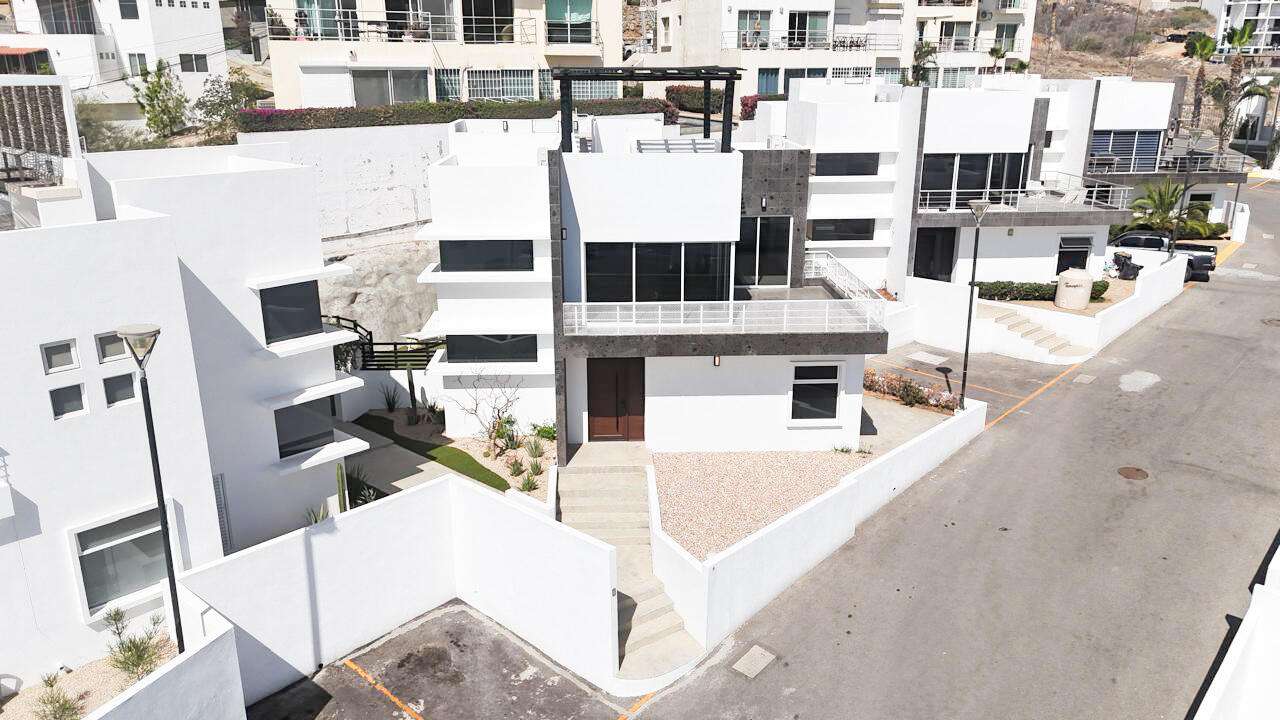 Lot A Ave Los Tules, San Jose Corridor, BS