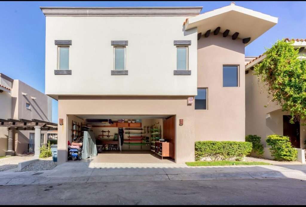 Pedregal Ventanas Beautifully Remodeled house appointed and furnished 3 Bedroom 2 1/2 Bathroom home hosting spectacular city – Privada Terramar, Cabo San Lucas, BS