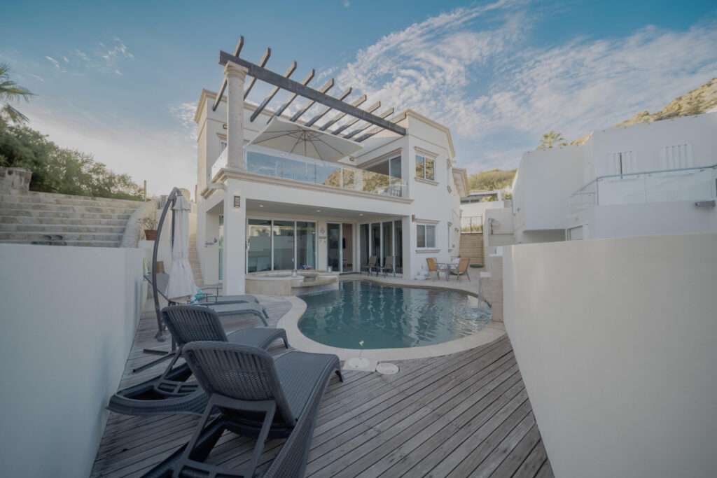 Pedregal Blue Moon Perched in Pedregal's coveted Valley of the Moon, this contemporary two-story residence captures unblockable ocean for sale