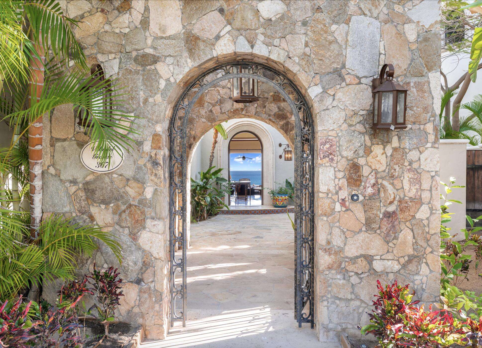 Pedregal Blue Moon Perched in Pedregal's coveted Valley of the Moon, this contemporary two-story residence captures unblockable ocean for sale
