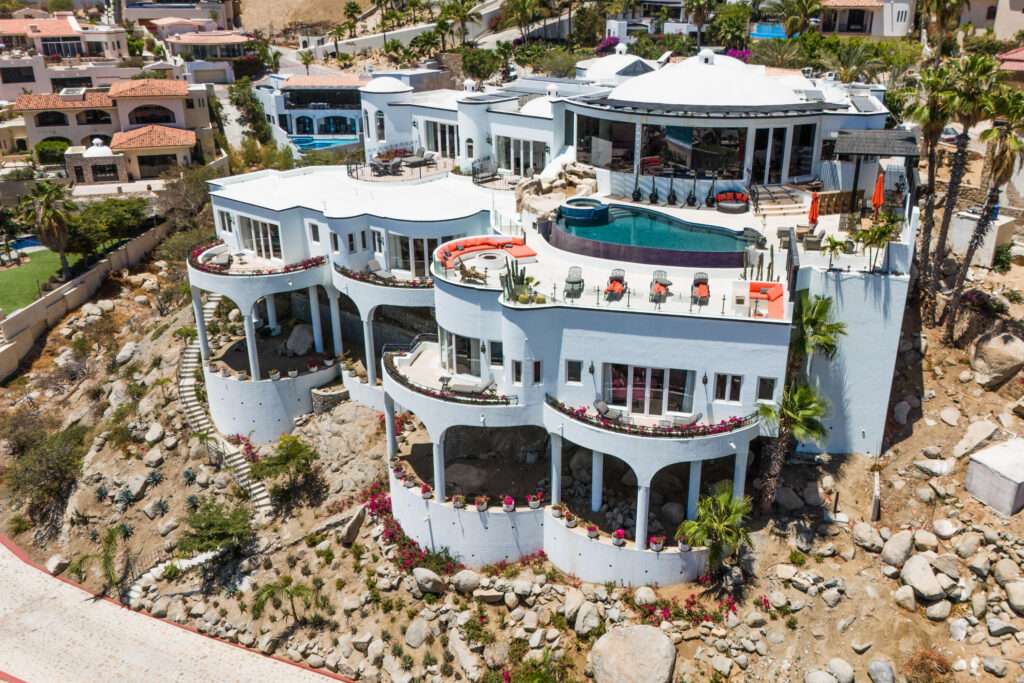 Pedregal Pedregal Csl Located in the prestigious gated community of Pedregal, Casa Buzzard is a rare opportunity to own a large scale ocean – Camino Del Pacífico L9 / Mz 2, Cabo San Lucas, BS