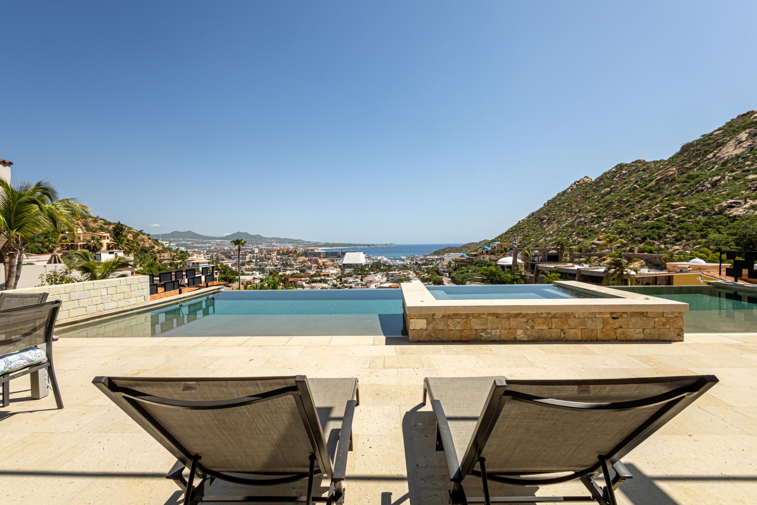 Pedregal Pedregal Csl CASA MOE. Spectacular luxury residence conveniently located in the exclusive Pedregal of Cabo San Lucas. Modern contemporary with a privilege superior – Camino del Mar 30, Cabo San Lucas, BS